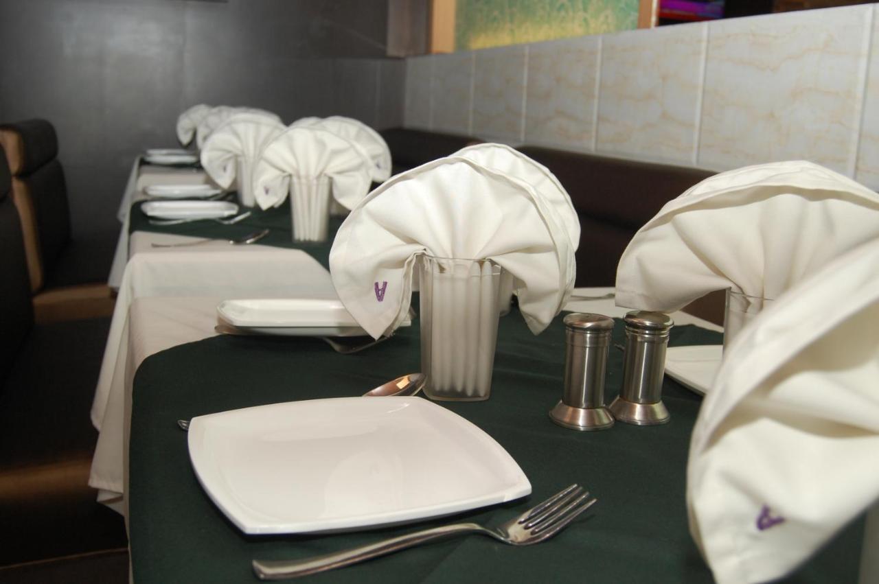 Hotel Aishwarya Residency Navi Mumbai Zewnętrze zdjęcie
