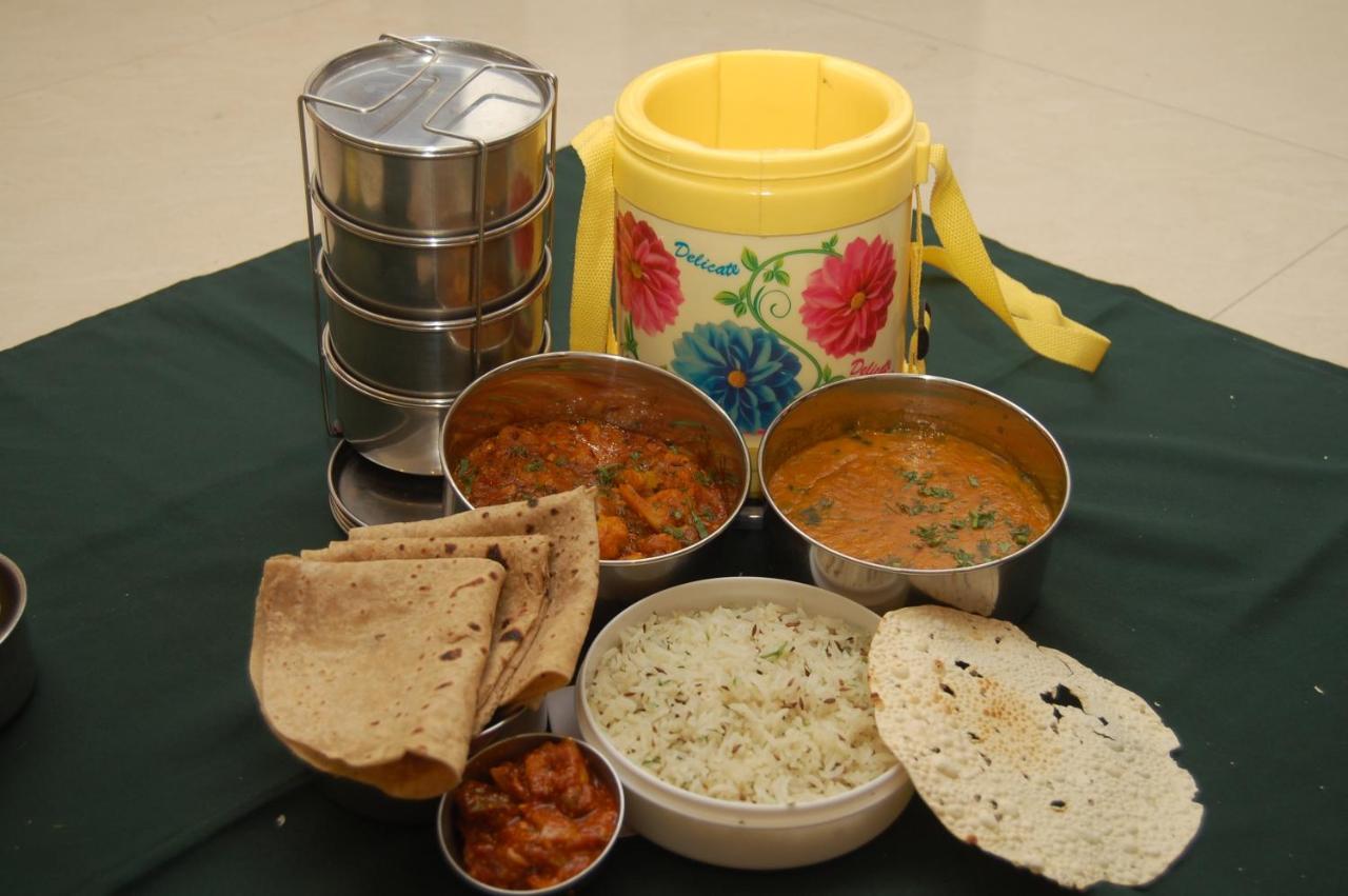 Hotel Aishwarya Residency Navi Mumbai Zewnętrze zdjęcie
